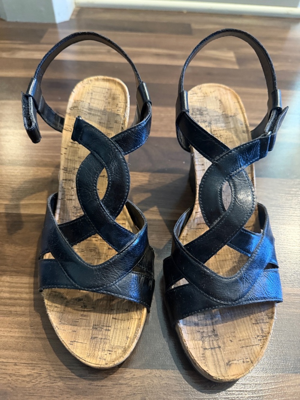 AEROSOLES Black Leather Cork Wedge Sandals